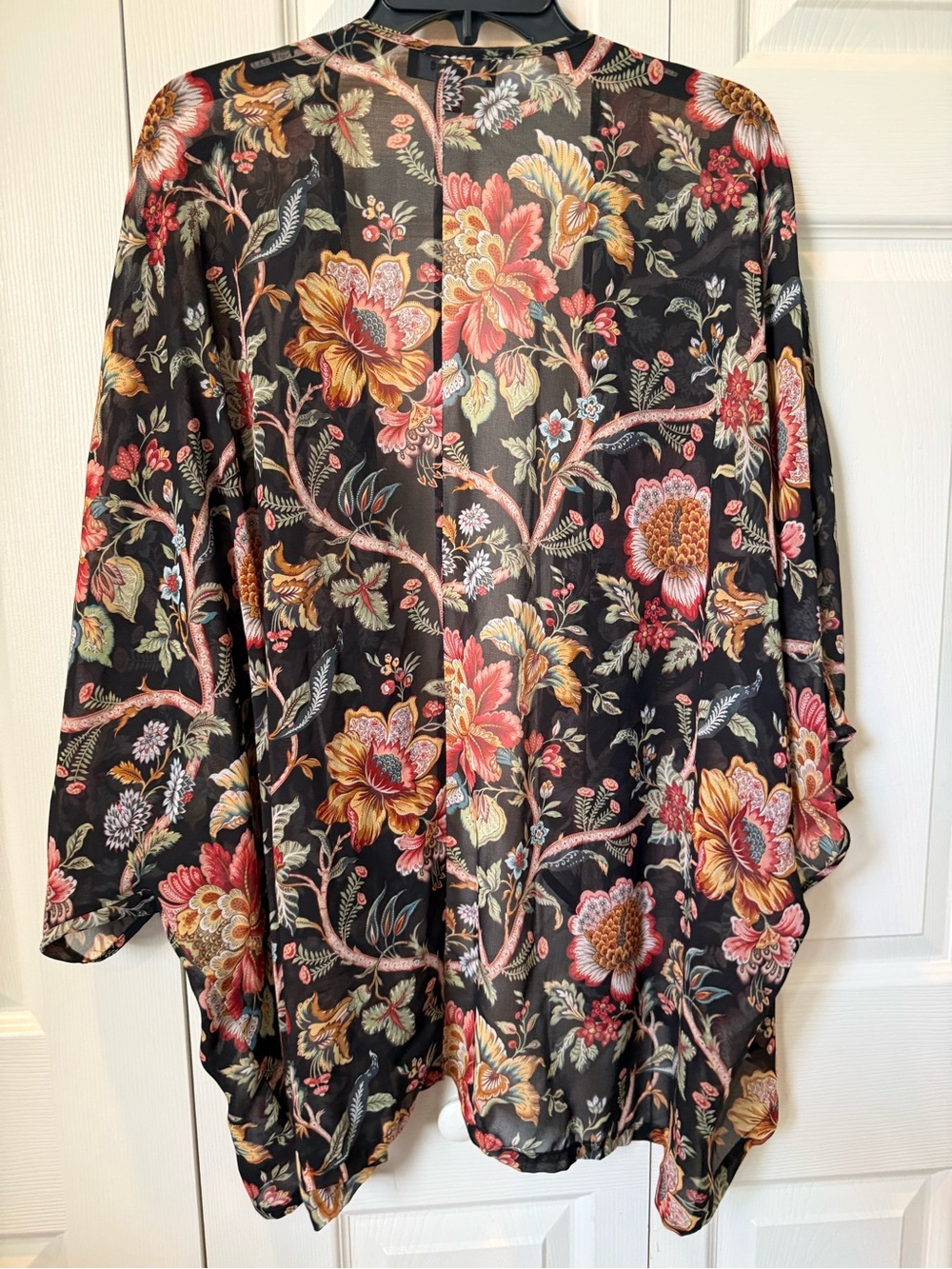# Karen Kane 2X Black Floral Sheer Duster - Picture 5 of 6